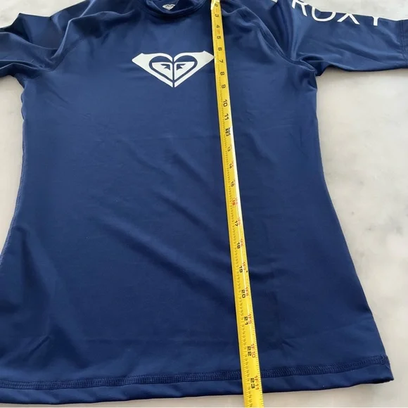 Girls Roxy Blue Rashguard. S - Picture 5 of 7